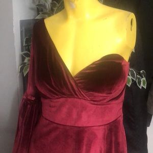 VELVET ONE SHOULDER DRESS SIZE 4